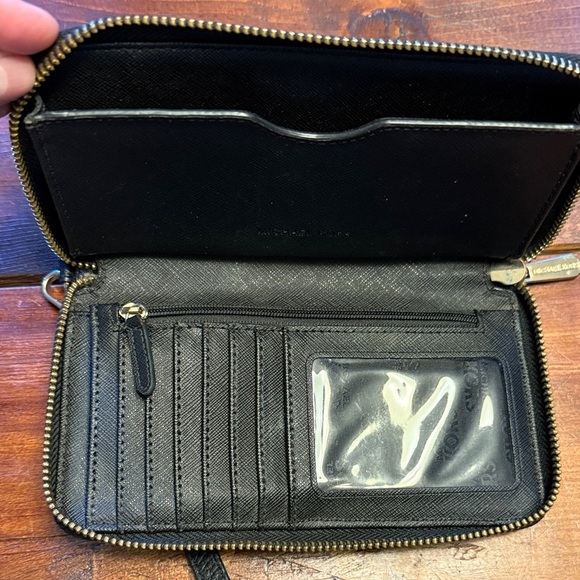 Michael Kors Navy Wallet with Gold Logo - Picture 5 of 6